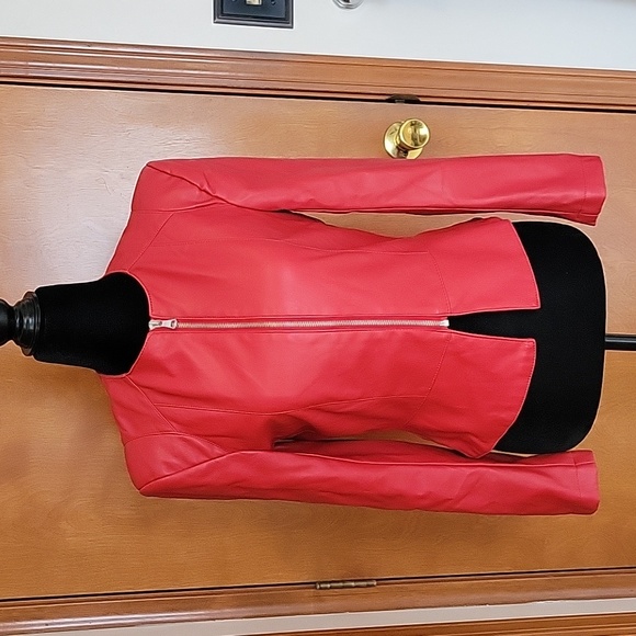 Zara Basic Red coat - Picture 2 of 7